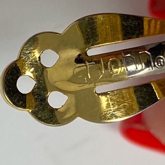 vintage st john round black enamel & rhinestone clip on earrings - Picture 4 of 4